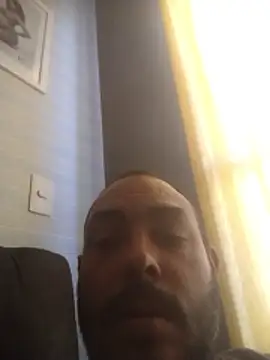 jfgustavo001 online show from March 23, 12:31 pm