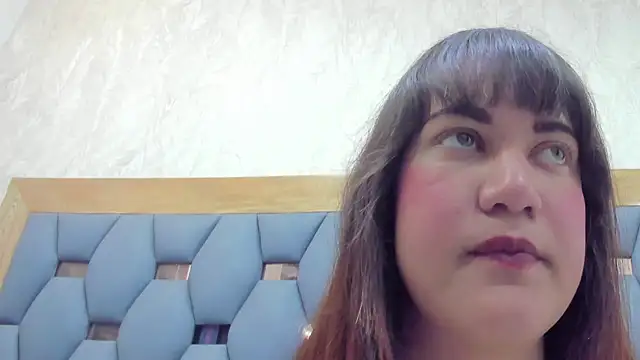 juliette pretty  online show from October 25, 7:19 pm