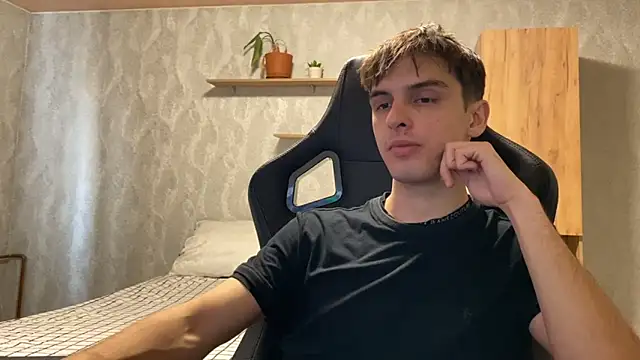 elliot scott online show from September 23, 1:41 am