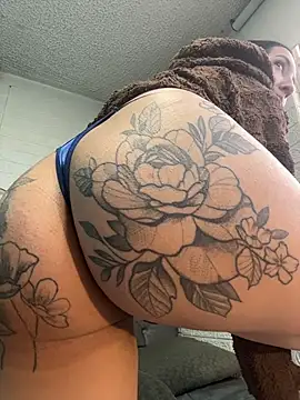 SALOME KORLAND online show from February 7, 5:05 pm