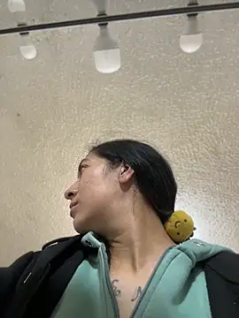 SALOME KORLAND online show from April 16, 6:52 pm