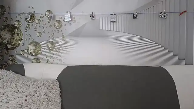 EvoletteLouLou online show from September 14, 12:04 pm