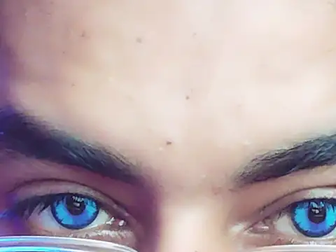 ChiseledCharm online show from October 25, 7:41 pm