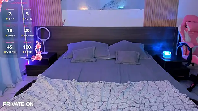 samanthaa moon online show from September 24, 10:46 pm