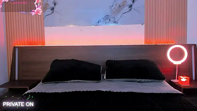 samanthaa moon online show from March 10, 12:37 am