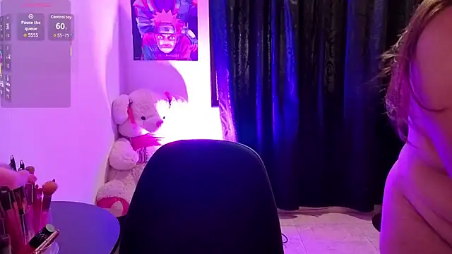 Gaby  Howards online show from October 21, 7:03 pm