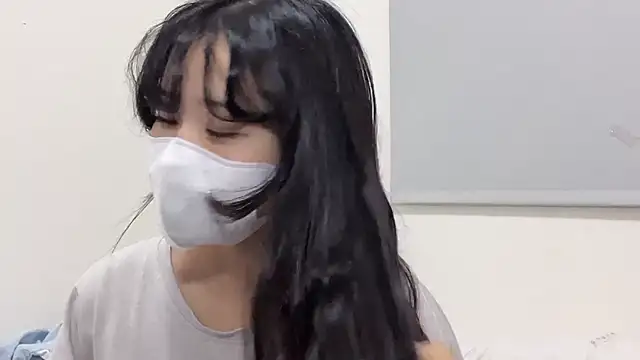 LHeart online show from September 9, 3:00 pm