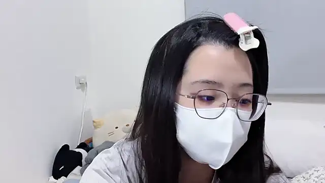 LHeart online show from October 22, 2:06 pm