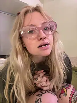 seeunexttuesday online show from April 11, 6:23 pm