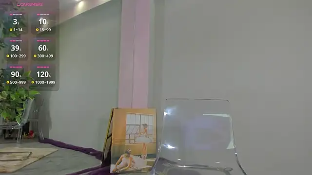 MayaHellen online show from October 10, 5:17 am