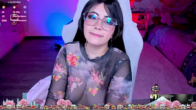 AlyssaRomanova online show from April 3, 2:42 am