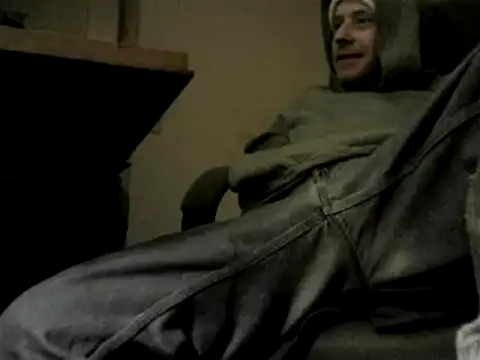 skateboy78 online show from March 15, 6:10 pm