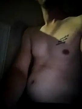 Snapshot of Tomiking69 chatting on October 4, 3:48 am Tomiking69 online show from October 4, 3:48 am