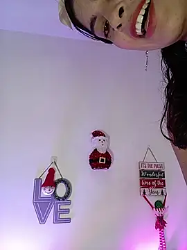 Fox Roxxan online show from December 16, 1:32 am