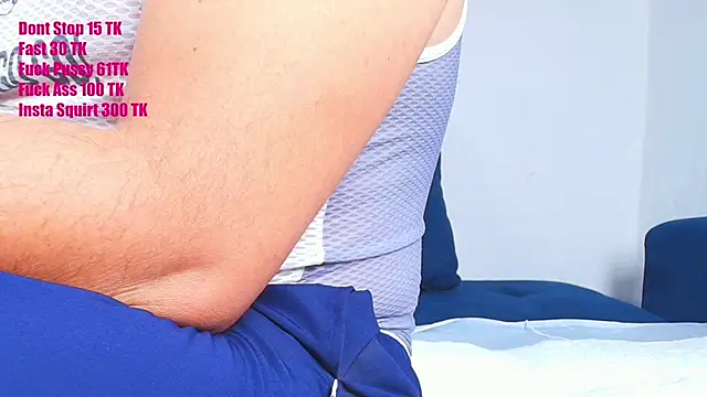 couplelove543 online show from October 13, 6:41 pm