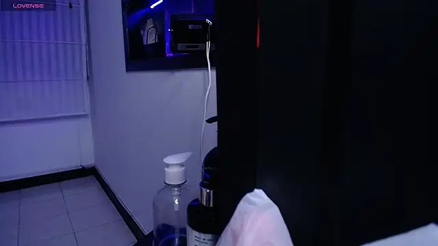 Snapshot of Stephany_Rodriguez chatting on October 22, 5:56 pm Stephany Rodriguez online show from October 22, 5:56 pm