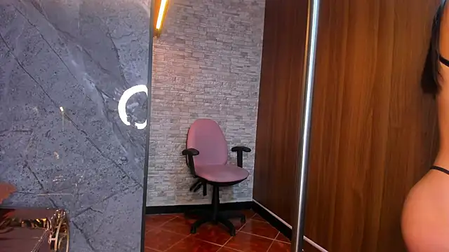 Snapshot of Stephany_Rodriguez chatting on December 14, 11:04 am Stephany Rodriguez online show from December 14, 11:04 am