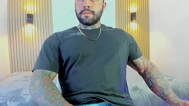 Snapshot of MISTER_VENOM chatting on December 18, 7:20 pm MISTER VENOM online show from December 18, 7:20 pm