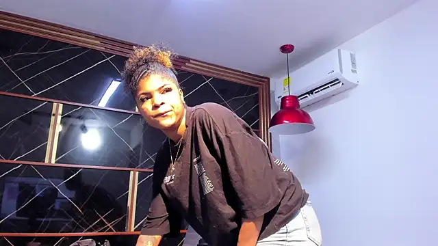 HannyThompson online show from November 21, 12:15 pm