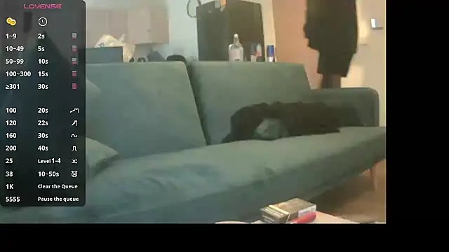 avamaxwell online show from April 4, 1:41 pm