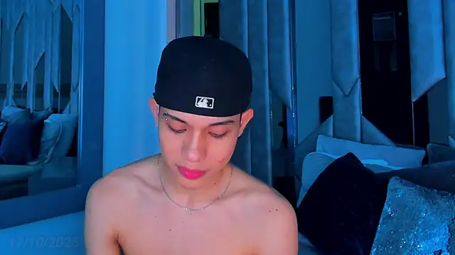 Sebax Young online show from October 17, 8:22 pm