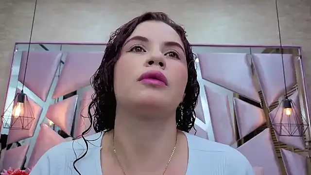 ThaliaCross online show from March 31, 7:14 pm