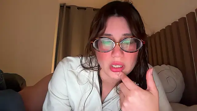 Snapshot of Meowkillah13 chatting on January 7, 1:08 am Meowkillah13 online show from January 7, 1:08 am