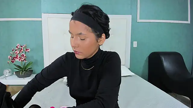 ania gomez online show from November 6, 1:34 pm