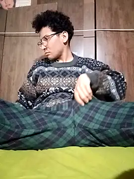 LecheDeSoya666 online show from September 14, 3:16 am