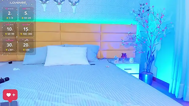 KamileBlake online show from October 8, 5:27 am