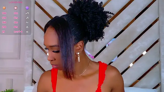 Agatha-Adams online show from October 31, 5:03 pm