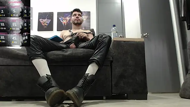 mackdaniels online show from April 8, 9:48 pm