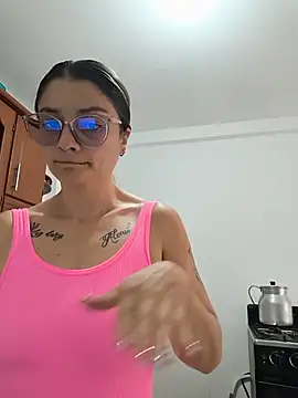 Coralinne   online show from July 17, 4:01 pm