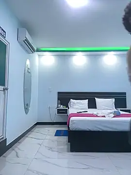 franciscommx online show from October 25, 7:52 pm