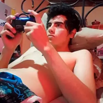 Ortiz3404 online show from April 9, 7:41 pm