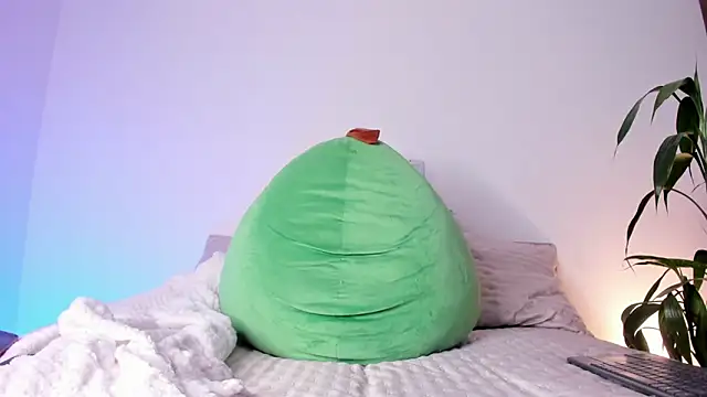 asmodeo 33 online show from October 31, 4:46 am