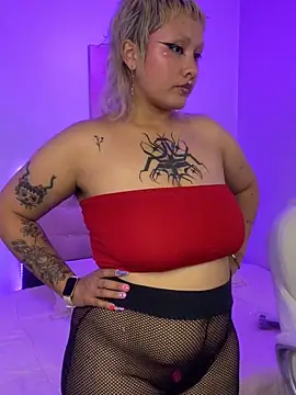 pink maddy online show from September 27, 4:17 am