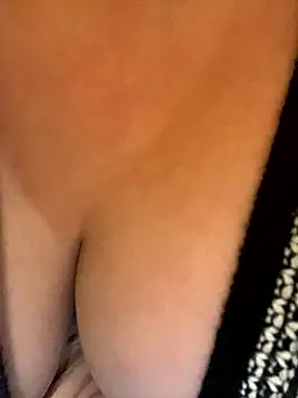 FetishIris online show from October 1, 3:07 pm