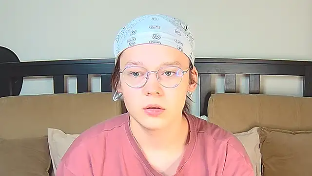 Derek Carter online show from December 1, 2:00 pm