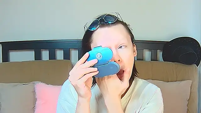 Derek Carter online show from April 14, 1:06 pm