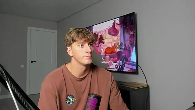 DaniHort online show from December 20, 10:55 am