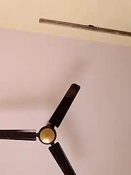 Snapshot of radhika2 chatting on October 7, 6:32 am radhika2 online show from October 7, 6:32 am