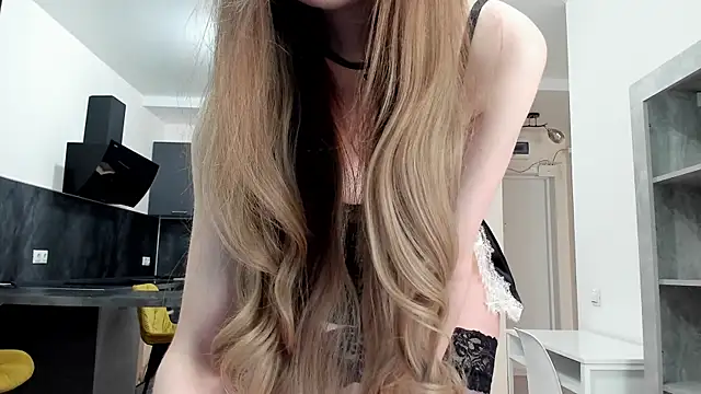 Snapshot of Kitty_Player chatting on April 9, 6:52 am Kitty Player online show from April 9, 6:52 am