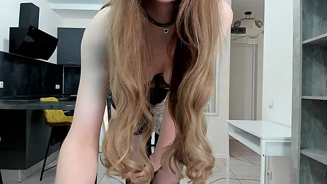 Kitty Player online show from May 10, 8:30 am