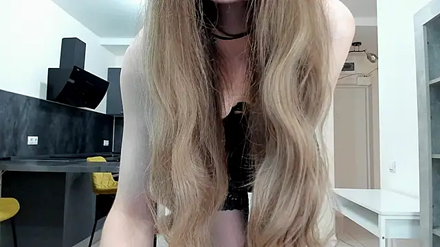Kitty Player online show from May 25, 8:31 am