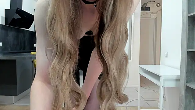Kitty Player online show from May 31, 6:09 pm