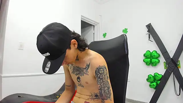 StraightBoy Nick online show from March 28, 9:36 pm