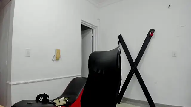 StraightBoy Nick online show from April 16, 11:29 pm