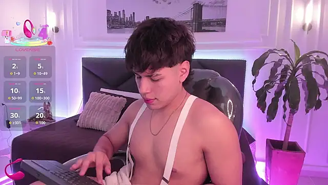 Jordan 24  online show from November 12, 8:52 pm