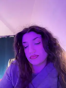 ScarletBloom  online show from March 1, 6:10 pm